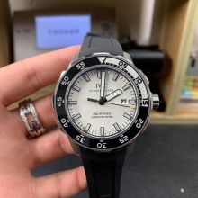 万国 IWC 超级海洋 白面